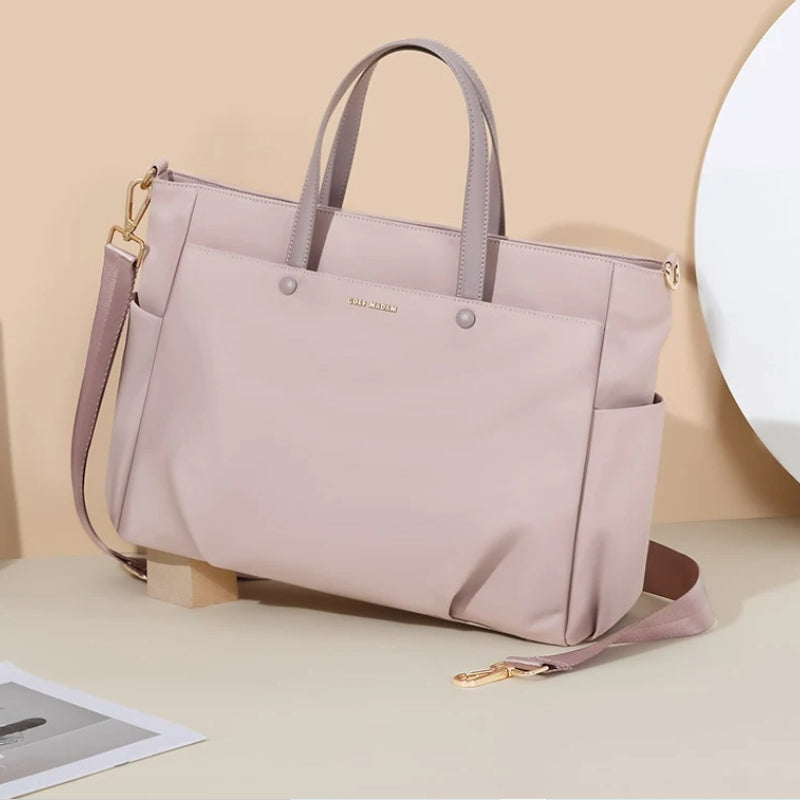 Sac à Main de Voyage Femme gros plan sur le sac - Beige - Rose - Noir