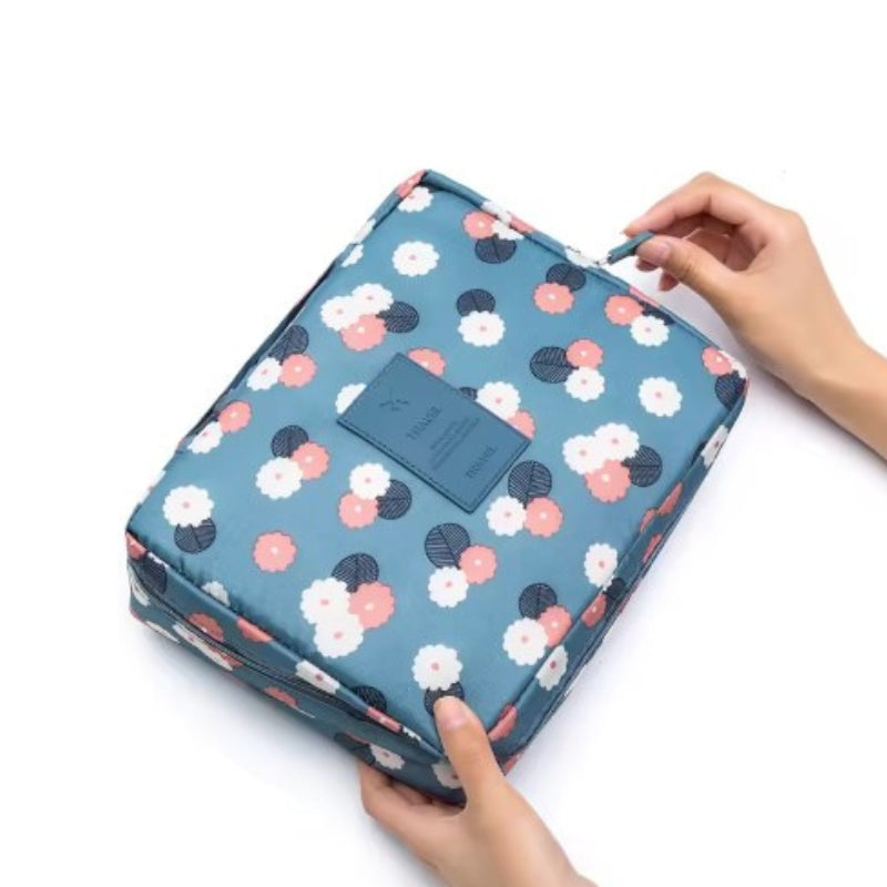 Trousse de Toilette Originale Voyage - Bleu Clair et Fleurs