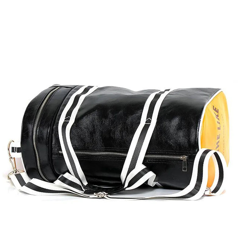 Sac de Sport PU Homme Vintage gros plan fermeture zippée - Rouge - Noir - Bleu - Noir et Blanc - Noir et Jaune - Vert